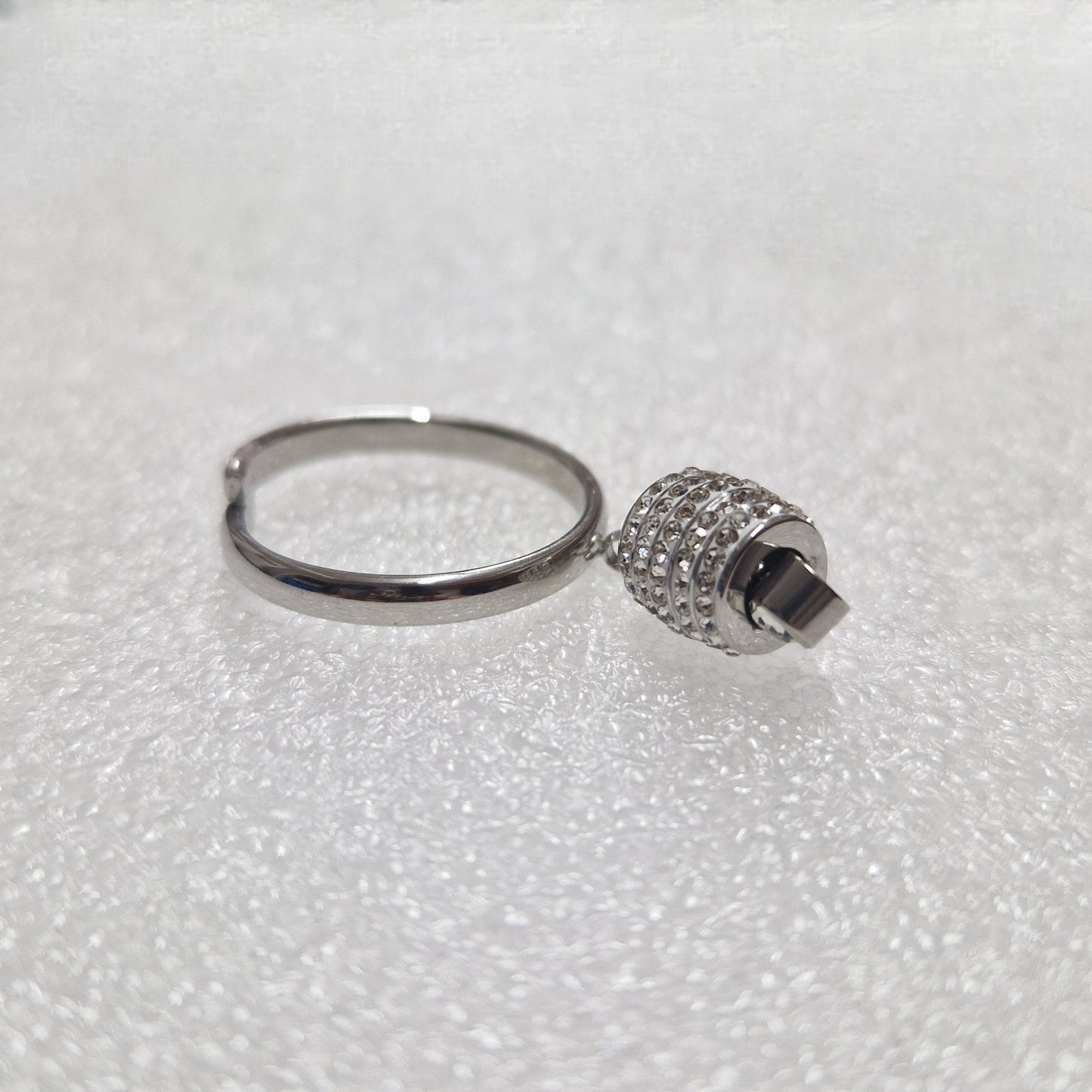 ANELLO CILINDRO PENDENTE STRASS