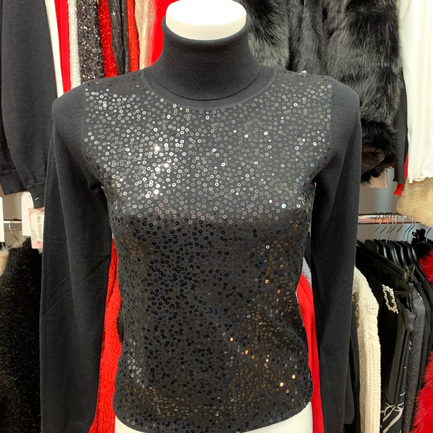 MAGLIA RASATA CON PAILLETTES